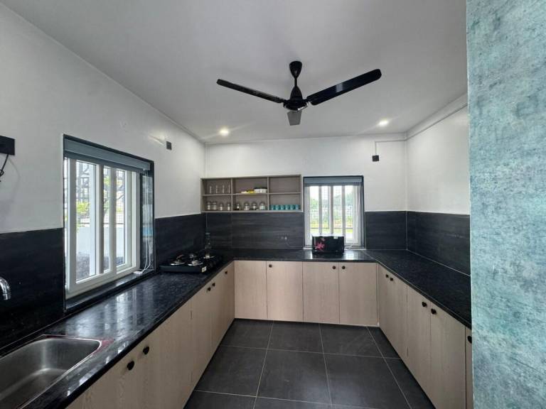 Beautiful house | Dogs allowed in Hyderabad
