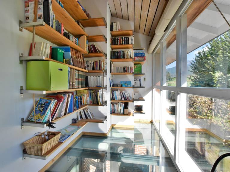 Spacious villa with terrace and garden, pets and parking allowed — photo 3