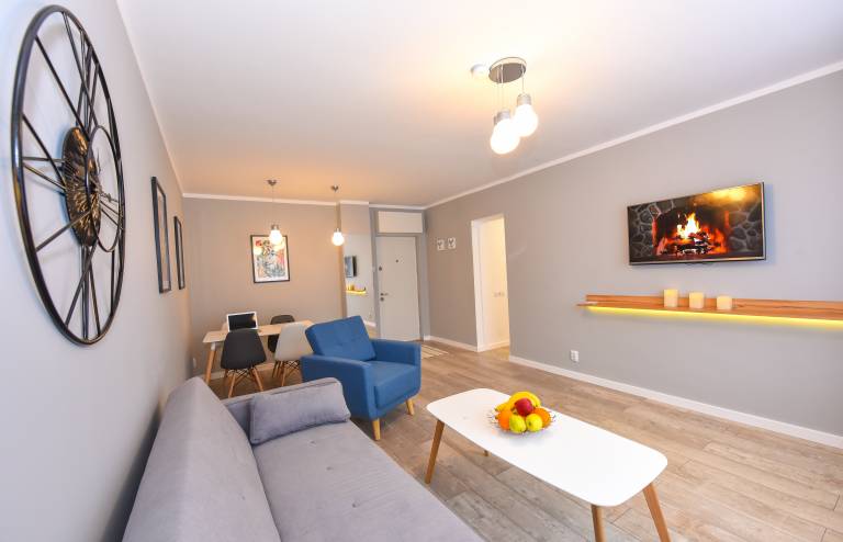 Primo - One Bedroom Apartment - next to Cismigiu Park and Victoria Avenue — photo 2