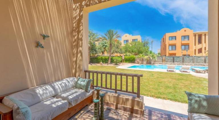 Holiday apartment with pool in Hurghada