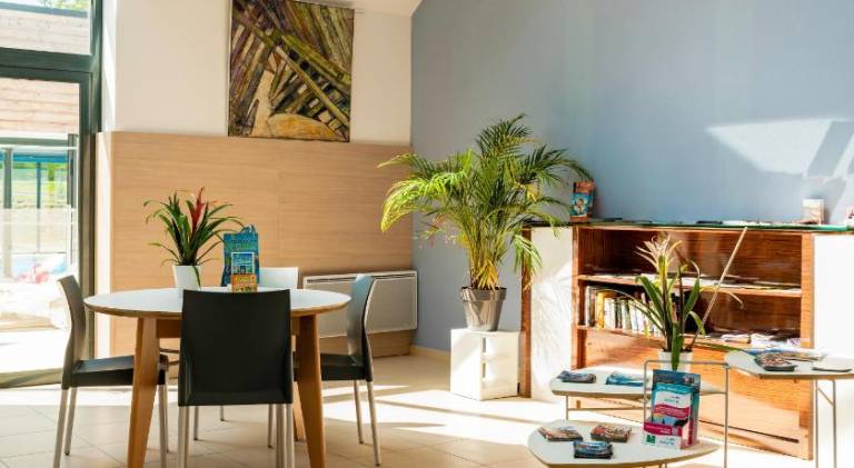 Nice serviced apartment with terrace, sauna & pool | Dogs allowed — photo 4