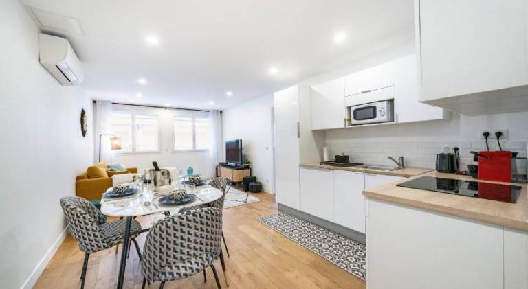 Apartment with 2 rooms for 6 persons — photo 3