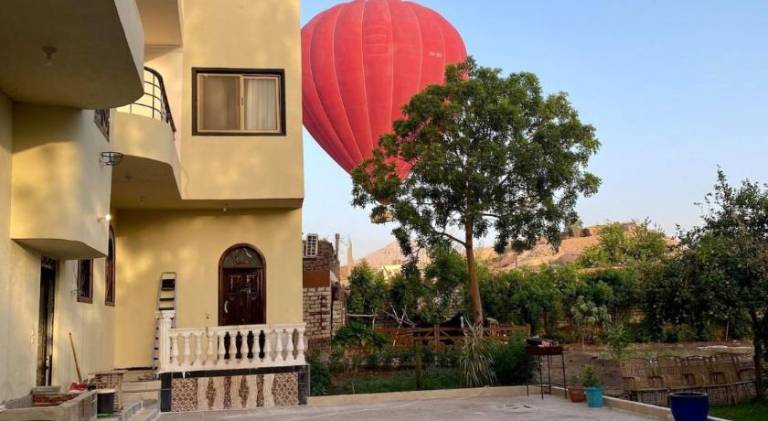 Rental apartment with private pool, terrace & garden | Pet-friendly in Luxor