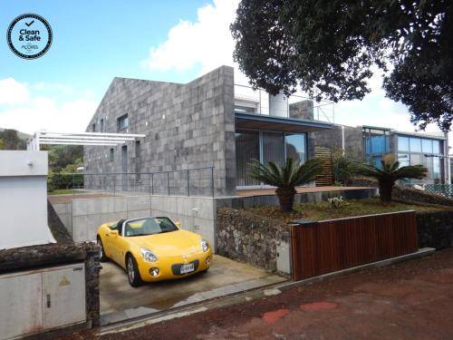 Villa  Caloura