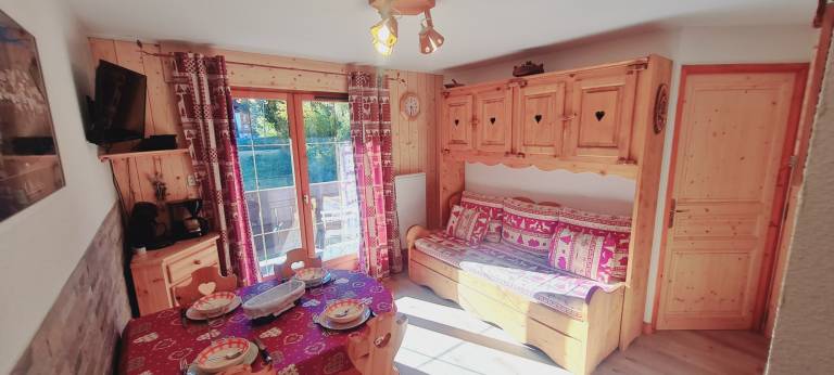 Apartment with yard in Grenoble
