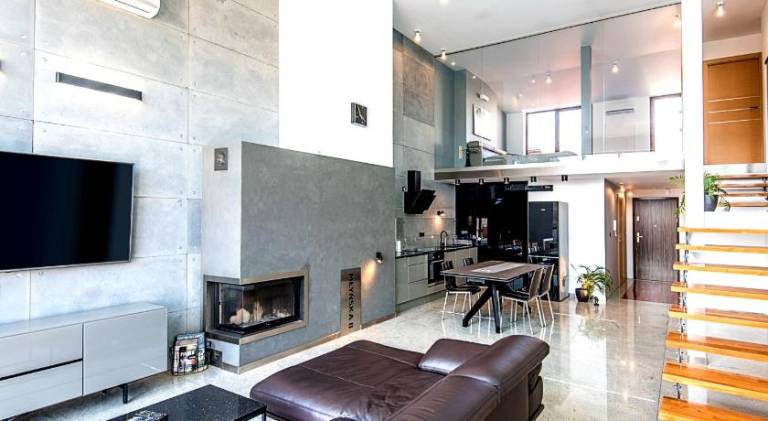 Apartment with pool — photo 2