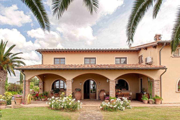 Villa with yard, fast internet & private pool | Garden view — photo 3