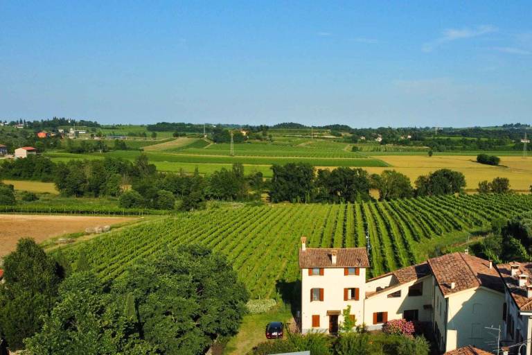 Ferienhaus in Oliosi, San Giorgio In Salici für max. 2 Personen Ferienhaus in Oliosi, San Giorgio In Salici für max. 2 Personen