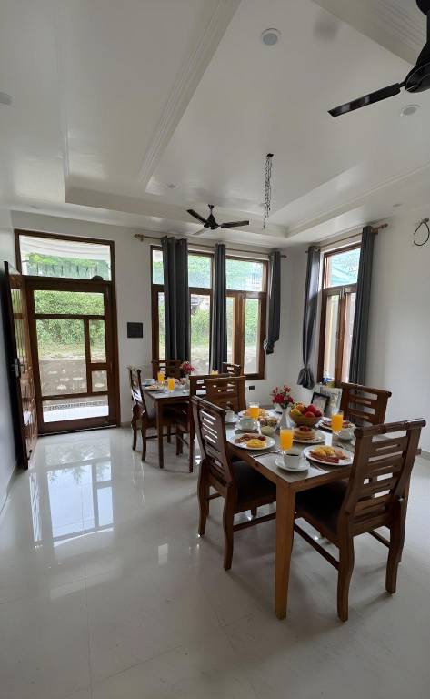 Villa with 6 rooms for 12 persons in Bhimtal