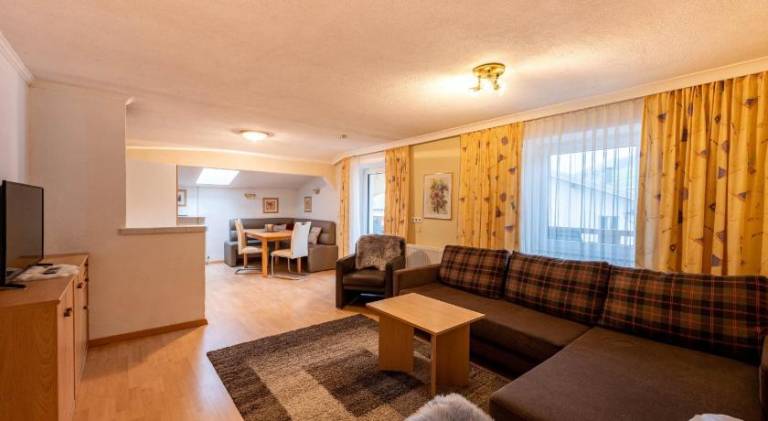 Rental apartment with barbeque, patio & garden | Next to the ski | Pets allowed — photo 2