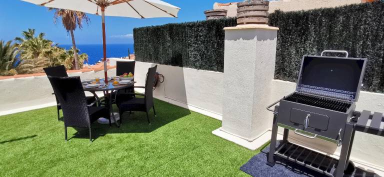 Holiday apartment with patio — photo 5