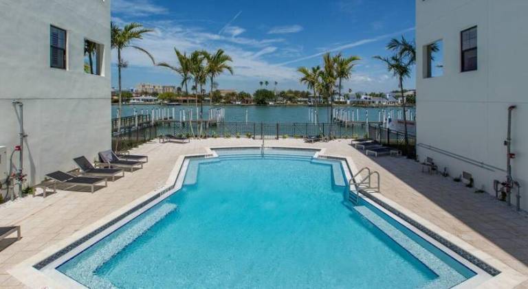 Lovely vacation home with pool | Dogs allowed — photo 5