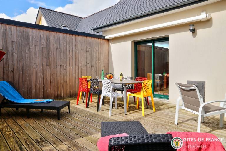 Gite with garden, heated pool & patio — photo 2