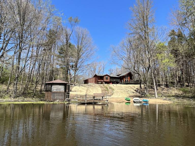 House  Paw Paw Lake