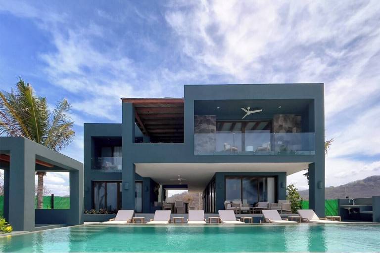 House Troncones