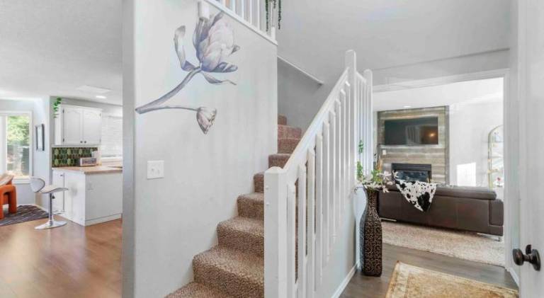 House | Pets allowed — photo 4