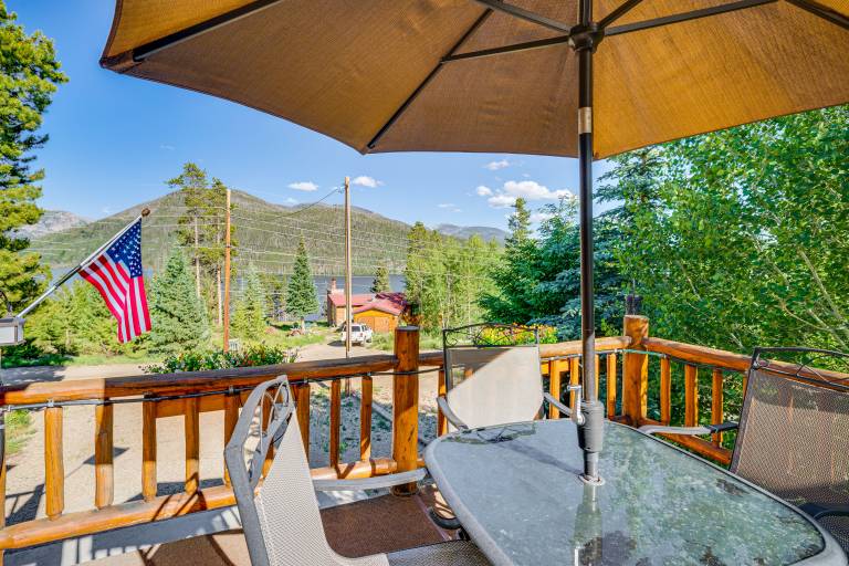 Lake & Mtn Views: Spectacular Grand Lake Home — photo 4
