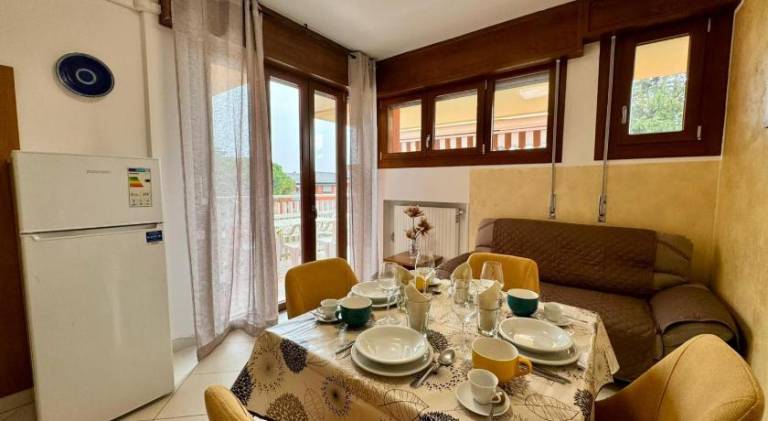 Holiday apartment with garden & pool | Next to the beach | Pet-friendly — photo 4