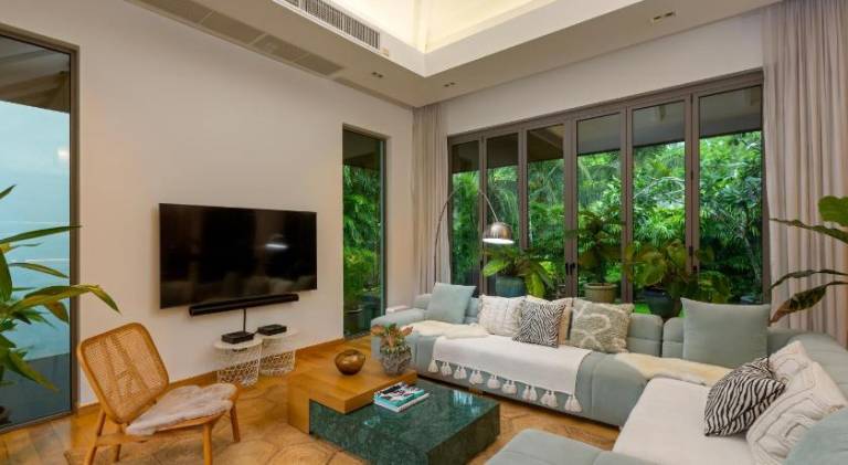 Villa with pool | Pets are welcome — photo 2