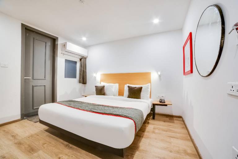 OYO Townhouse 372 Rohini 18
