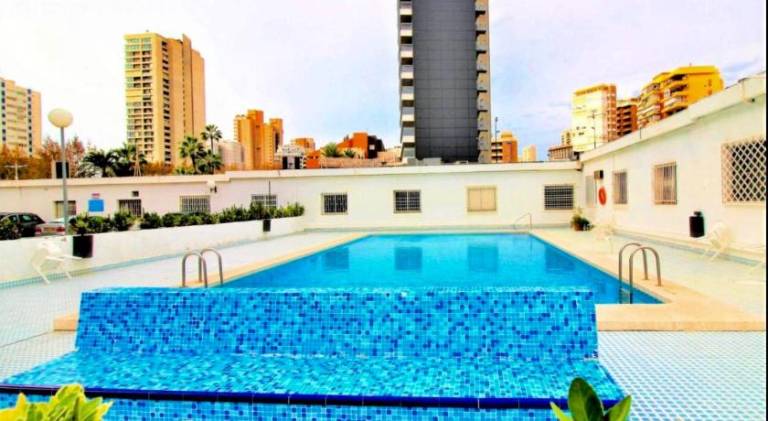 Apartment with private pool — photo 3