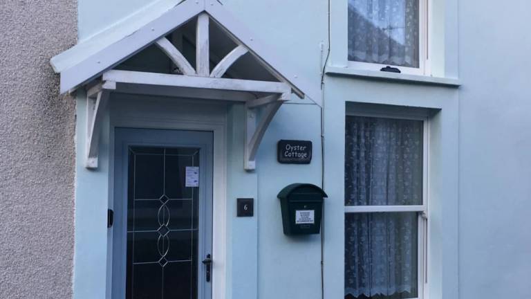 House  Mumbles
