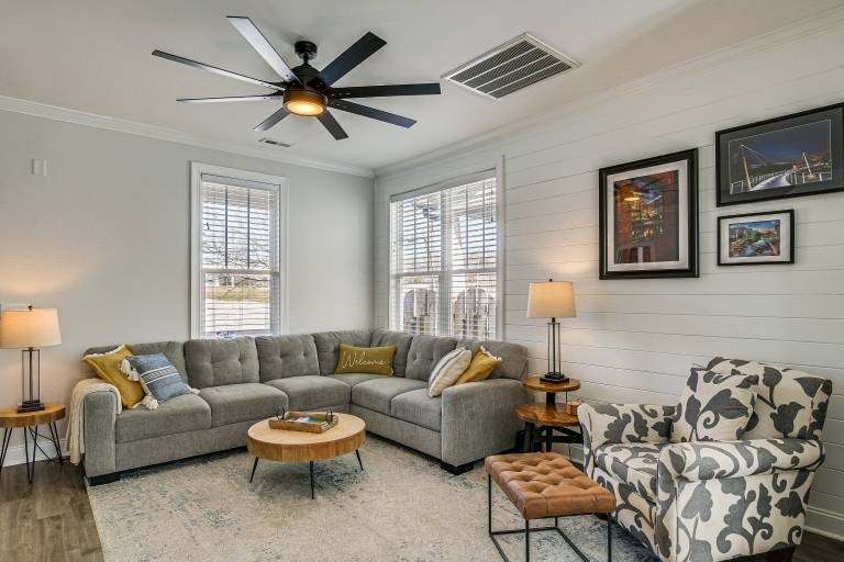 Updated Greenville Home w Deck 1 Mi to Downtown