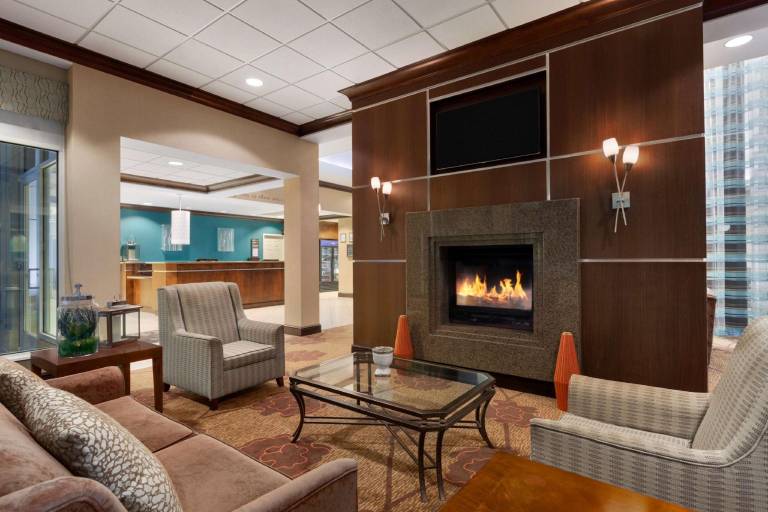 Hilton Garden Inn Dulles North — photo 4