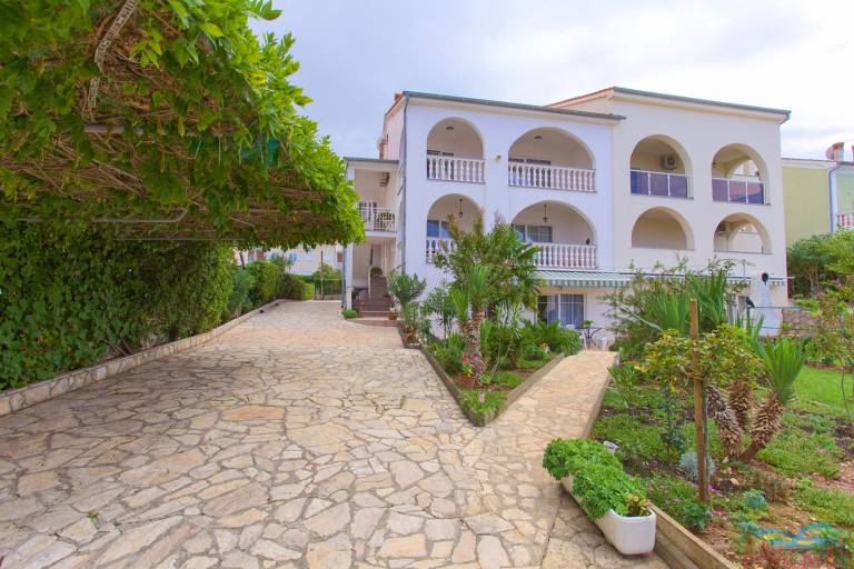 Apartma  Malinska-dubašnica