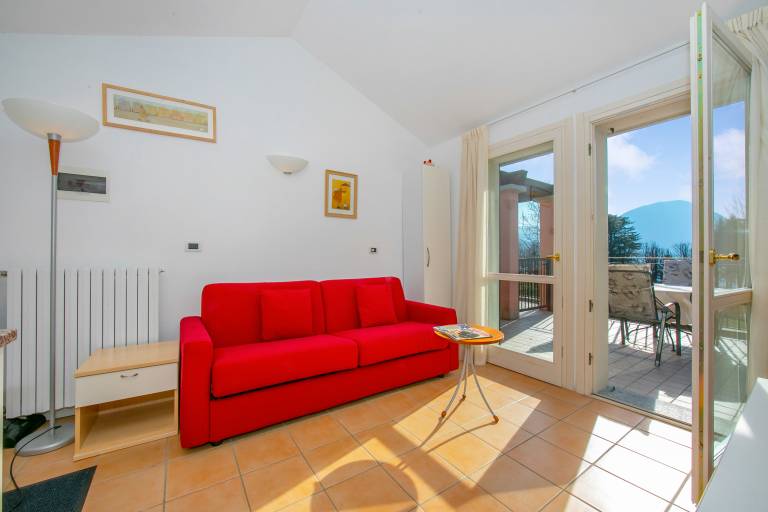 Children-friendly holiday apartment with terrace, garden & grill | Lake view | Next to the beach | Dogs allowed — photo 4