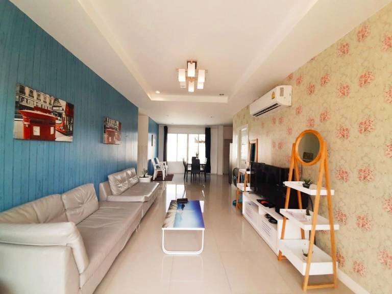 House with barbeque & pool | Good for workation — photo 2
