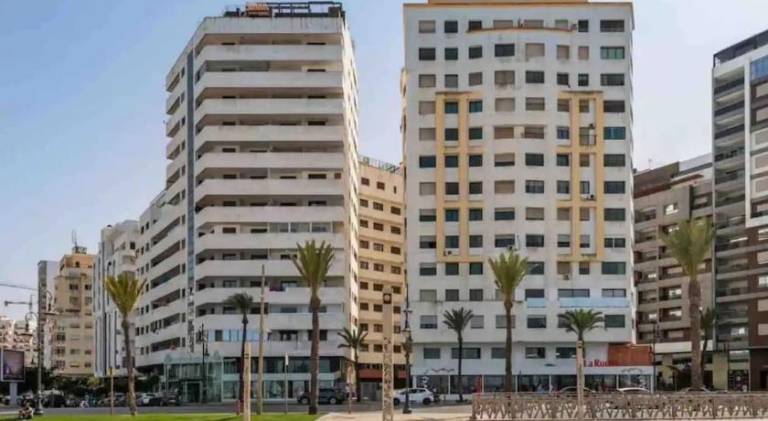 Luxury Corniche Stay - 2 BR Beach Walk — photo 4
