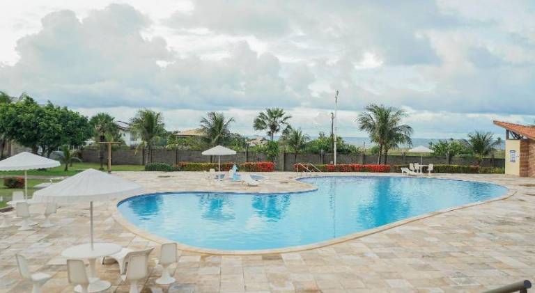 Vacation home with pool — photo 2
