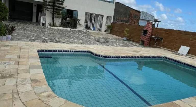 Vacation home with pool | Dogs allowed in Umuarama