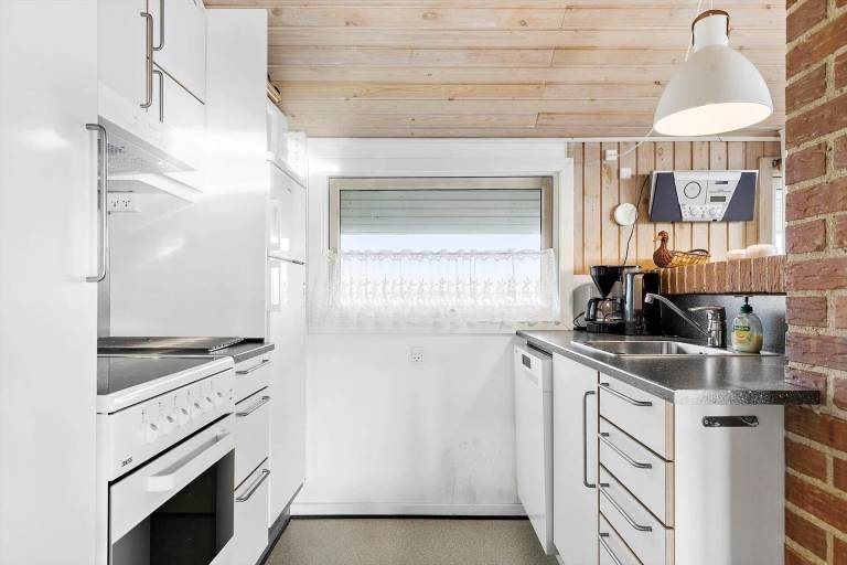 Fully equipped house with barbecue, terrace & sauna | Beach nearby | Pets allowed — photo 4
