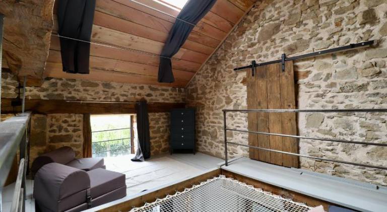 Rental apartment with hot tub — photo 3