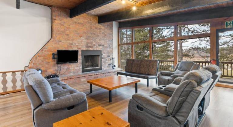 House with sauna in The Blue Mountains, ON
