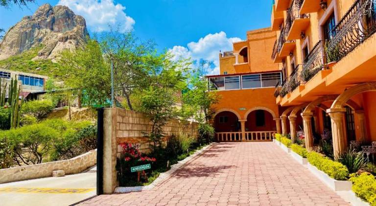 Hotel Hacienda Real