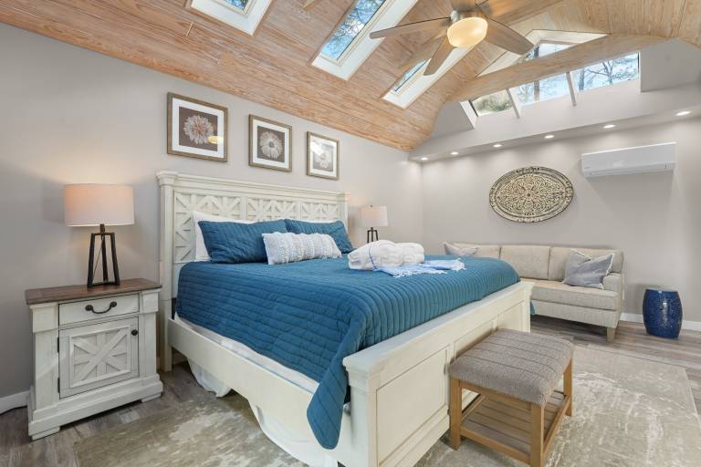 Vacation home with jacuzzi, patio & private pool | City view | Suitable for remote work — photo 4