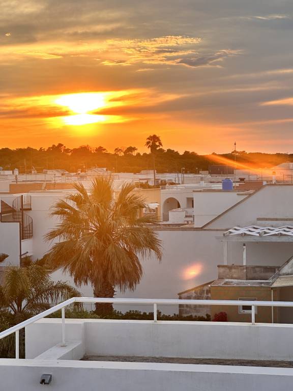Children-friendly wonderful rental with patio & pool | Panoramic view | Beach nearby | Dogs allowed — photo 5