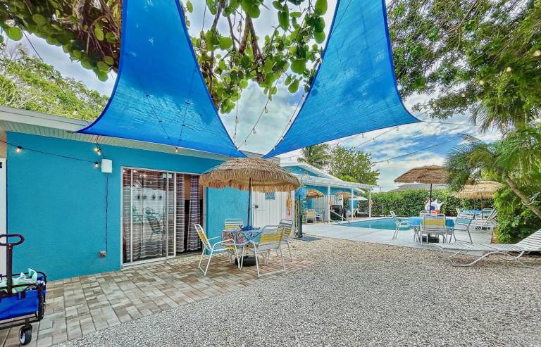 Cabin  Anna Maria Island