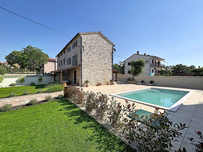 Ferienhaus mit Pool in Kaštelir, Istrien f&uuml;r max. 4 Personen
