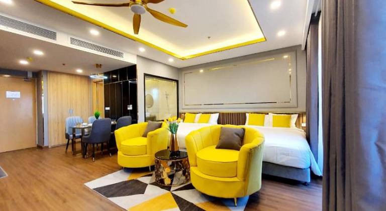 Charming serviced apartment with yard, pool & sauna | Next to the beach | Good for workation | Pets are welcome — photo 2