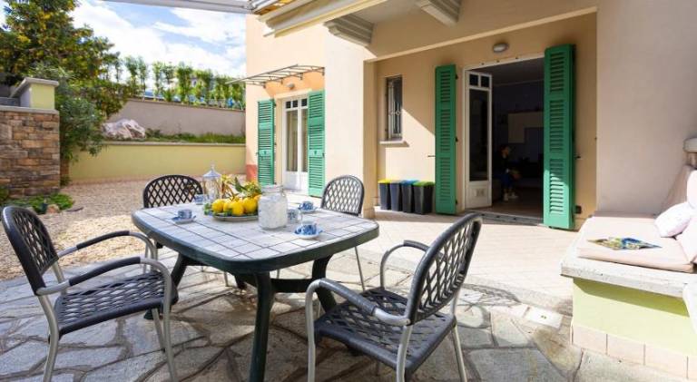 Holiday apartment with 1 room for 4 persons in Imperia
