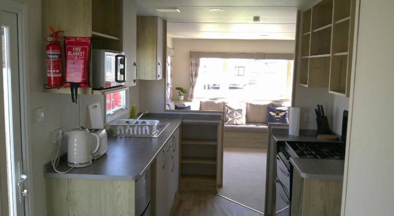 Kingfisher New Horizon KF II 8 Berth, heated, Close to site entrance — photo 3