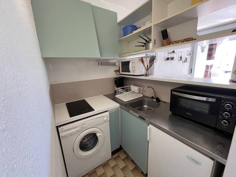 Studio for 4 at La Grande-Motte near beach — photo 5