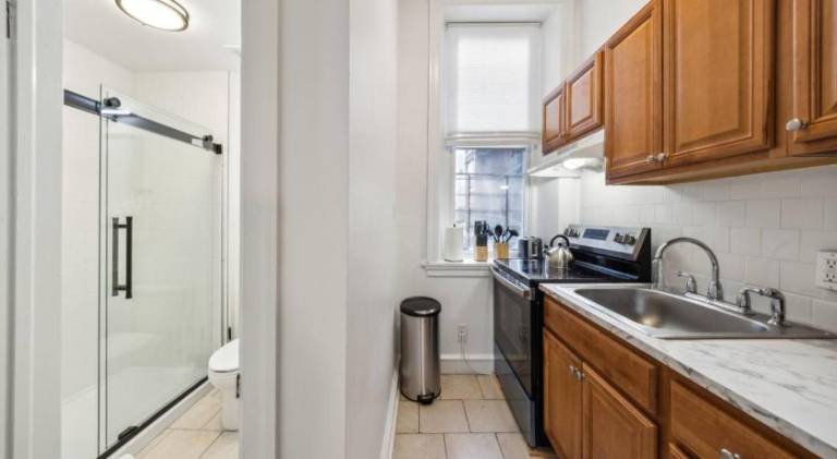 Apartment | Next to Liberty Place | Good for workation — photo 3