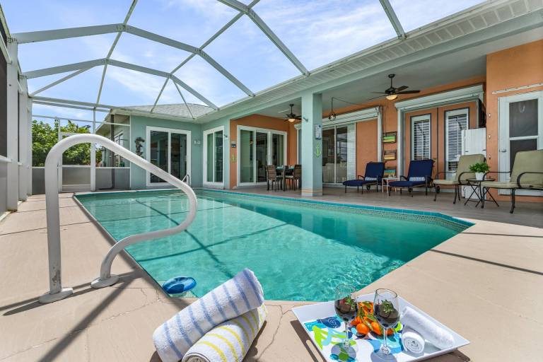Child-friendly house with patio, private pool & barbeque | Water view | Dogs allowed in Cape Coral, FL