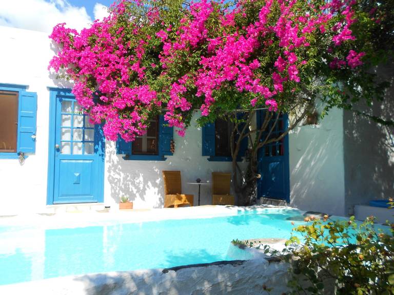 House Syros