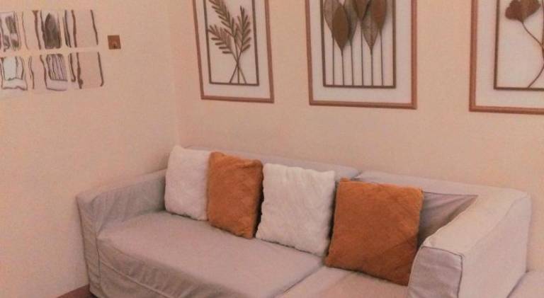Serviced apartment with garden, pool & patio | Pet-friendly — photo 2